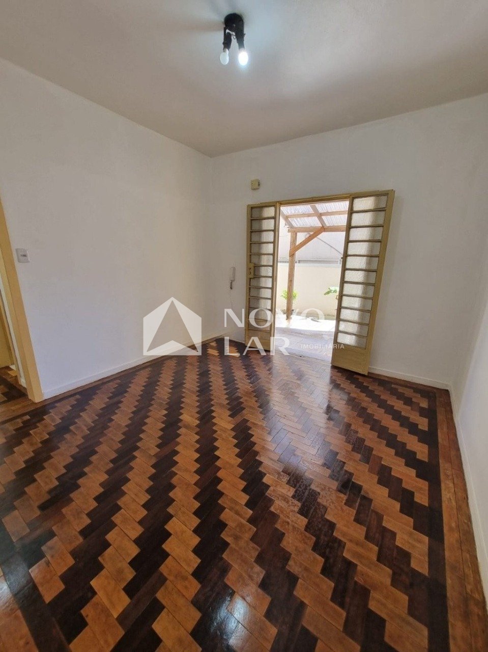 Apartamento de 1 dorm. e 46m² à venda em Porto Alegre - Bairro Santa Cecília.