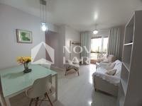 Apartamento Térreo com Sacada | 2 Dormitórios | Condomínio Completo em Frente à Praça