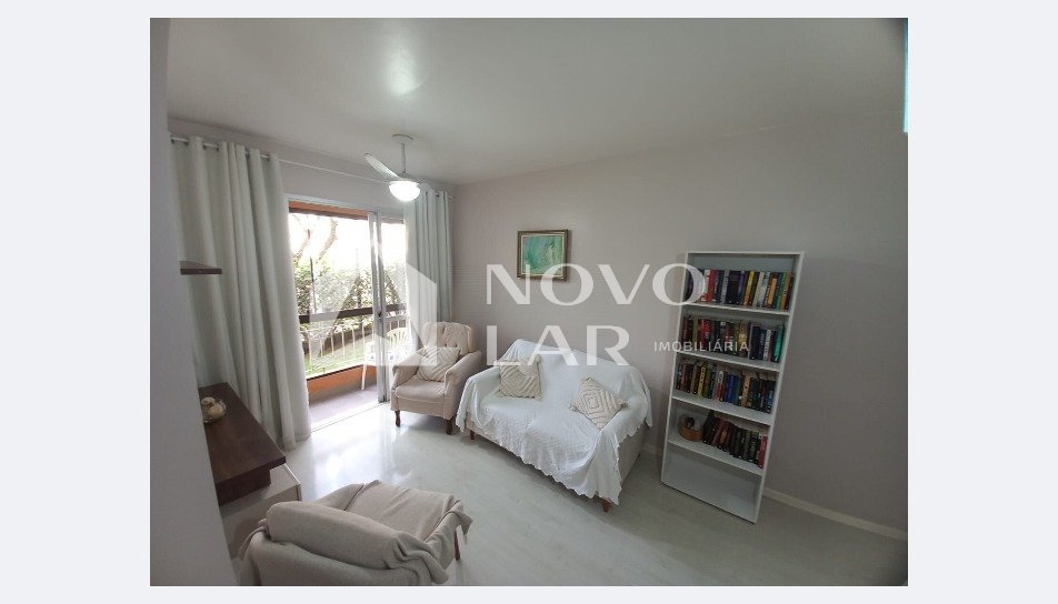 Apartamento Térreo com Sacada | 2 Dormitórios | Condomínio Completo em Frente à Praça - Geniale Imóveis