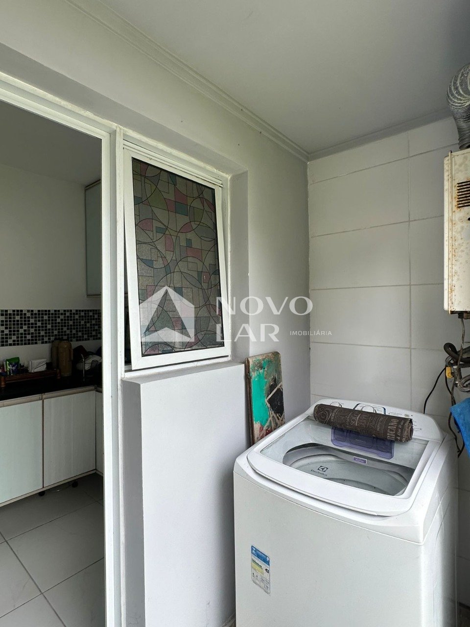 Excelente sobrado em condomínio fechado - conforto e segurança - Geniale Imóveis