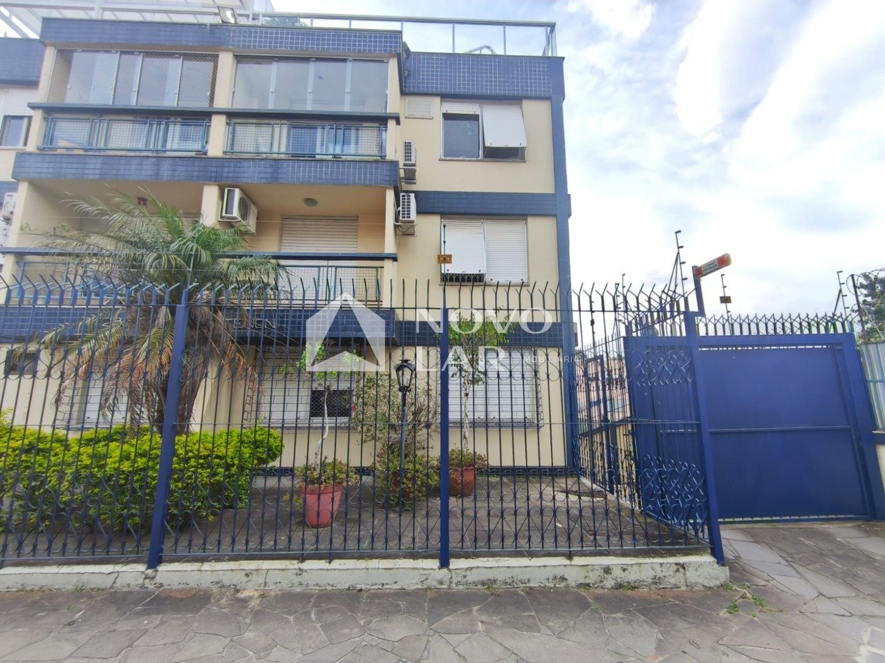 Imóvel 1 dorm. com garagem na melhor localização do bairro Santo Antônio - Geniale Imóveis